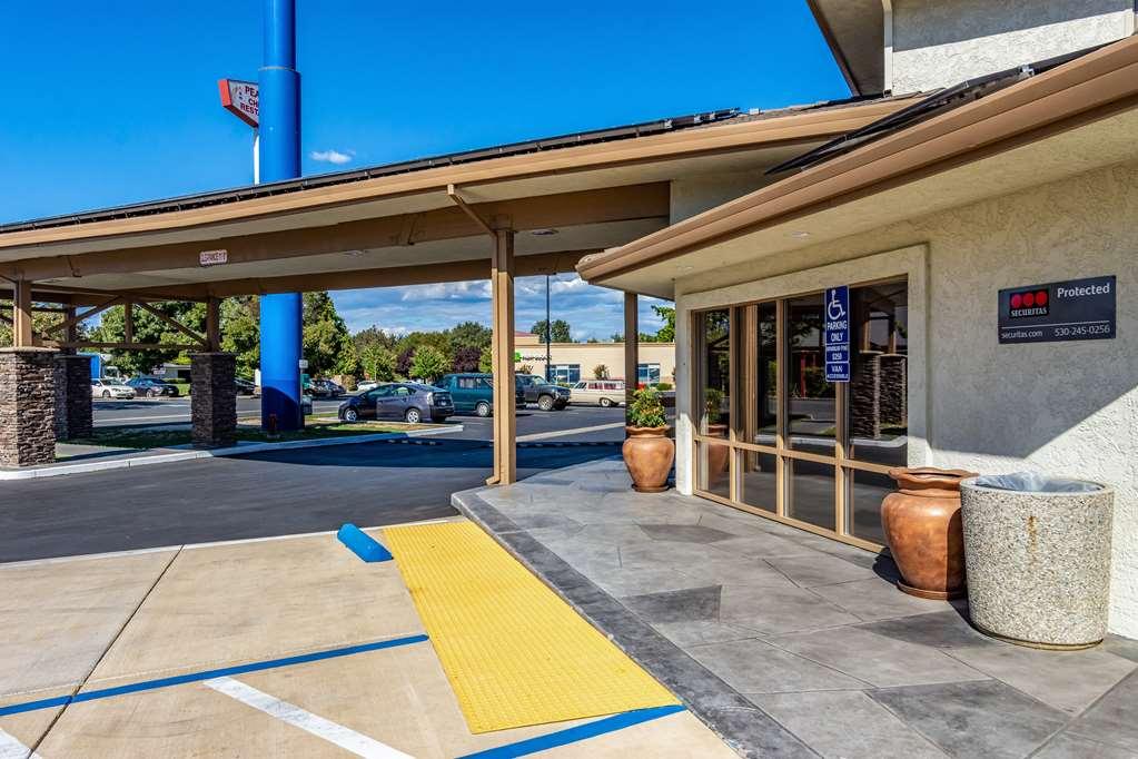 Hotel 6-anderson, Ca - Redding Airport 2*