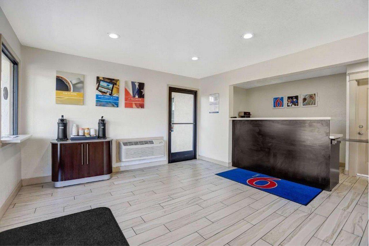 Hotel 6-anderson, Ca - Redding Airport 2*